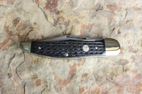 Böker Folding Hunter with Jigged Grey Bone handles (BK2020JGRB)